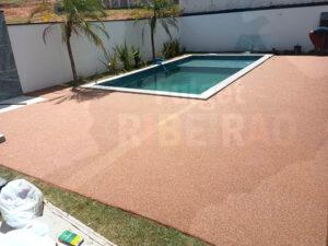 1-Areia compactada piso borda piscina